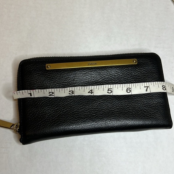 FOSSIL LIZA BLACK WRAP AROUND WALLET/CLUTCH - Picture 12 of 16